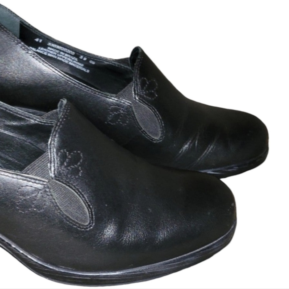 Dansko Women's Beth Black Leather Heeled Loafer - Picture 7 of 12